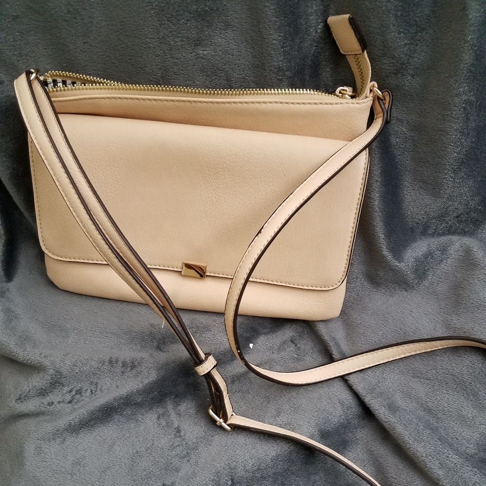 Tan crossbody